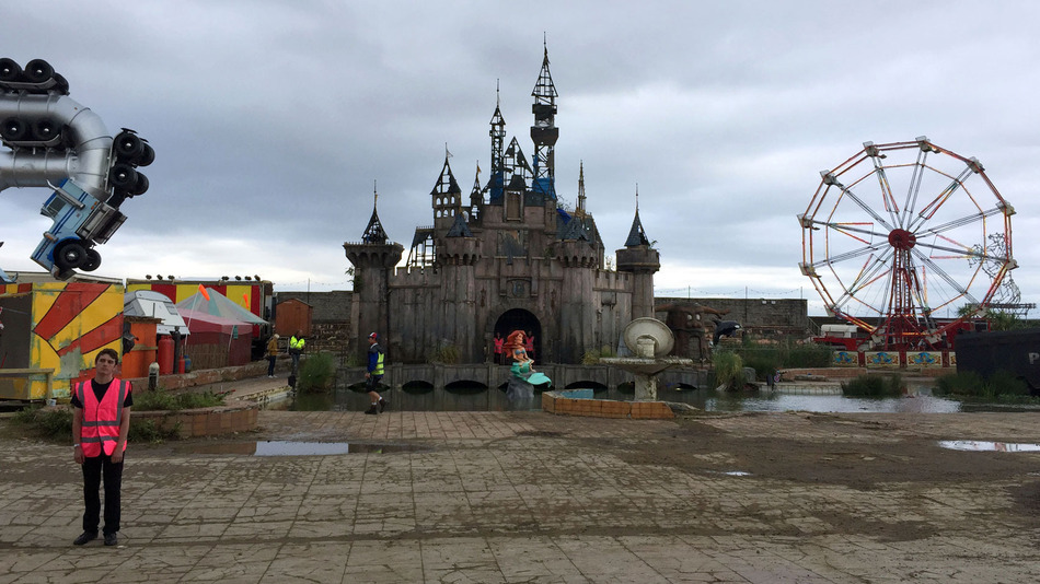 dismaland1