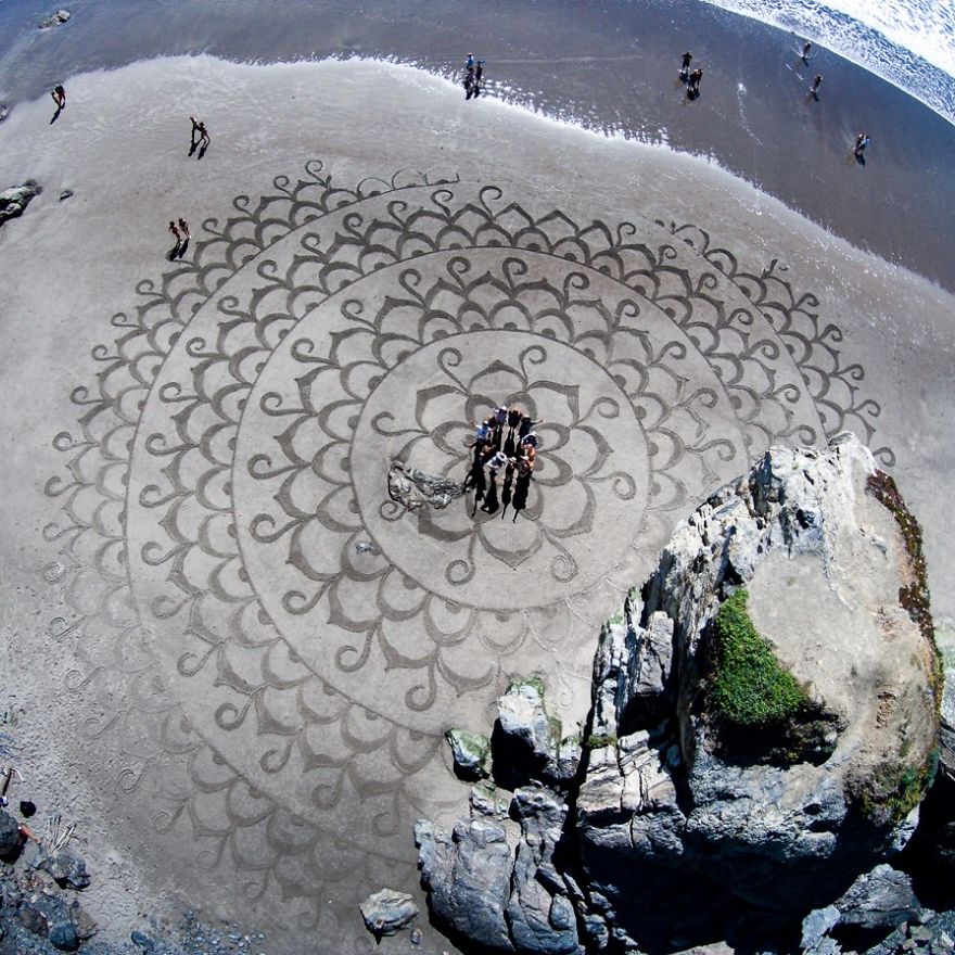 sand-paintings-earthscape-andres-amador-8