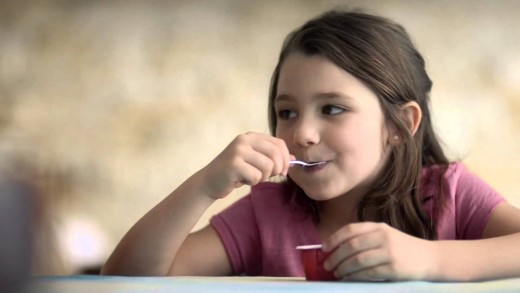 Nestlé lança a campanha “O que é bom fica no coração” para marcar a volta do Chambinho ao mercado brasileiro
