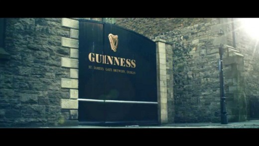 Guinness divulga campanha para mostrar os bastidores da produção da cerveja