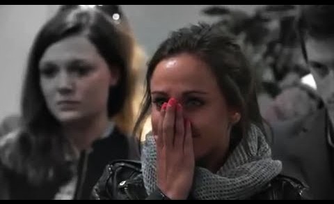 Já imaginou ser convidado para o seu próprio funeral? Pois foi exatamente isso que a Go For Zero, iniciativa Belga para conscientizar os motoristas dos perigos da alta velocidade e da imprudência no trânsito, fez!