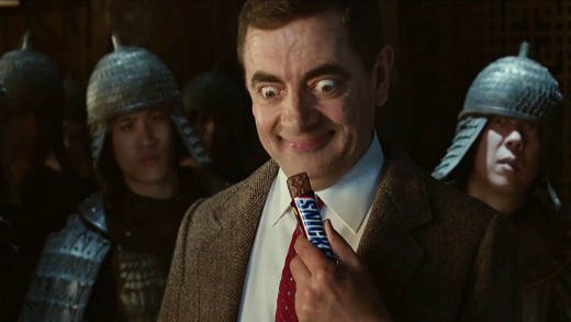 Mr. Bean na nova campanha de Snickers criada pela AMVBBDO