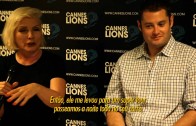 Veja a entrevista com Debbie Harry, vocalista do Blondie, que esteve no Cannes Lions 2012