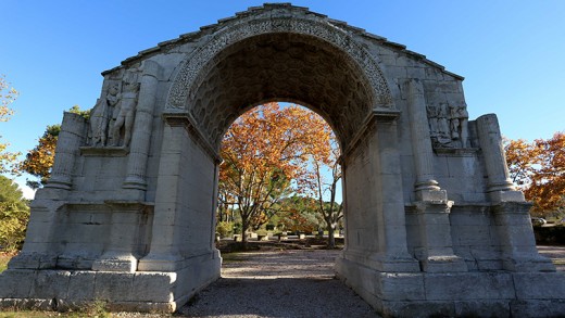 Uma cidade francesa de 1200 a.C. com referências do que você vê hoje em dia