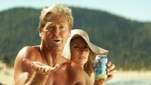 Antarctica adverte: não pode beber até acabar o comercial!
